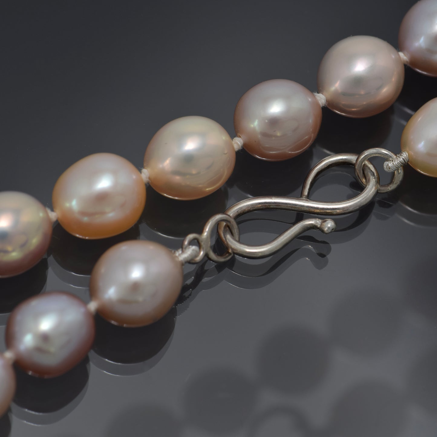 Golden Peach to Pink Pearls